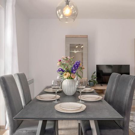 Newly Renovated Holiday Apartment Sirius Пореч Екстер'єр фото