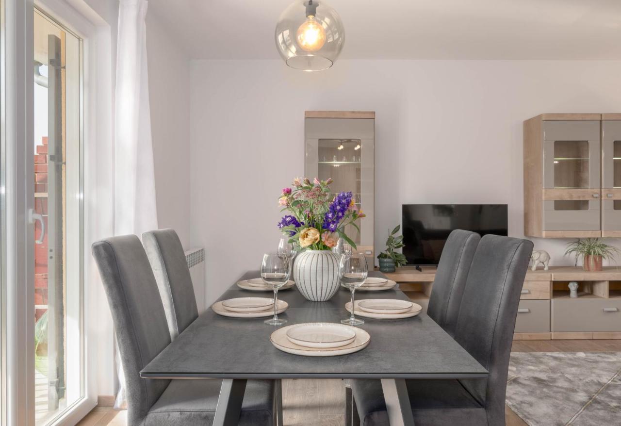 Newly Renovated Holiday Apartment Sirius Пореч Екстер'єр фото